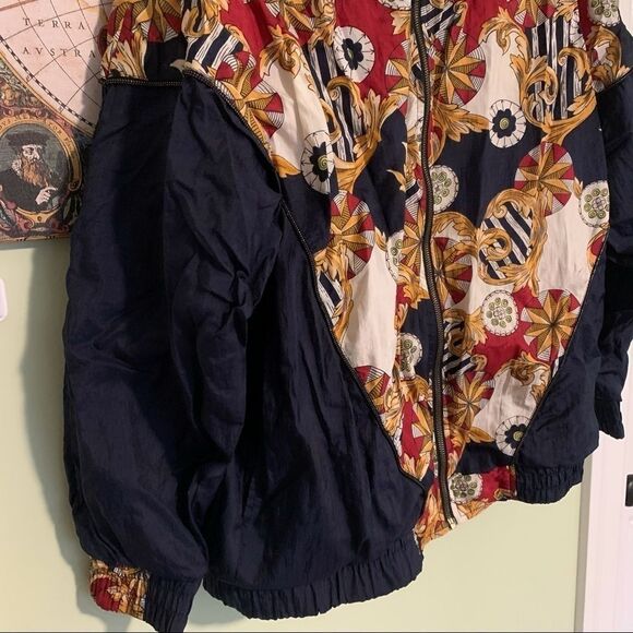 🔥‼️Vintage Printed Track Jacket‼️🔥 - Picture 2 of 11
